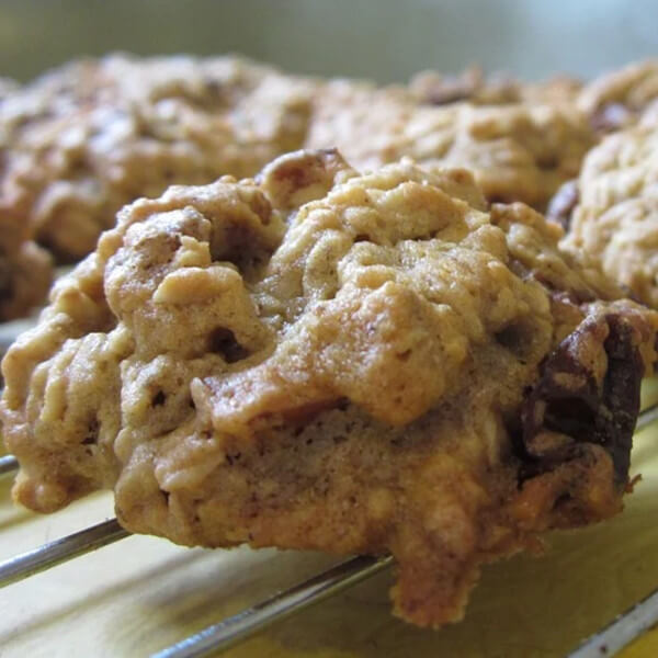 Oatmeal Raisin Cookies