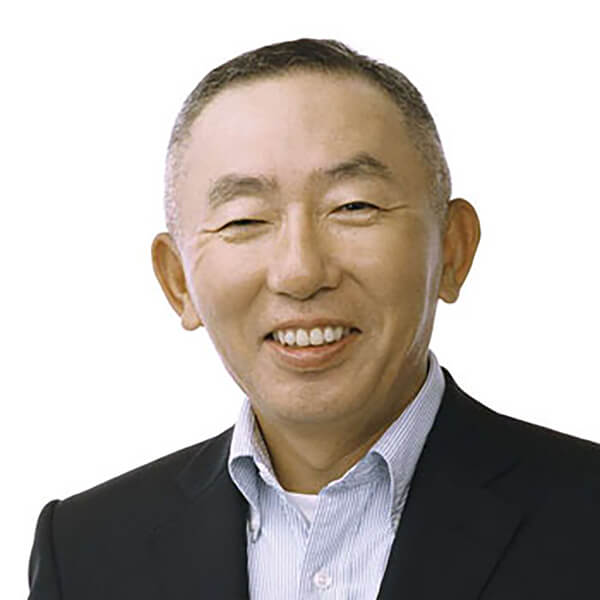 Tadashi Yanai & family